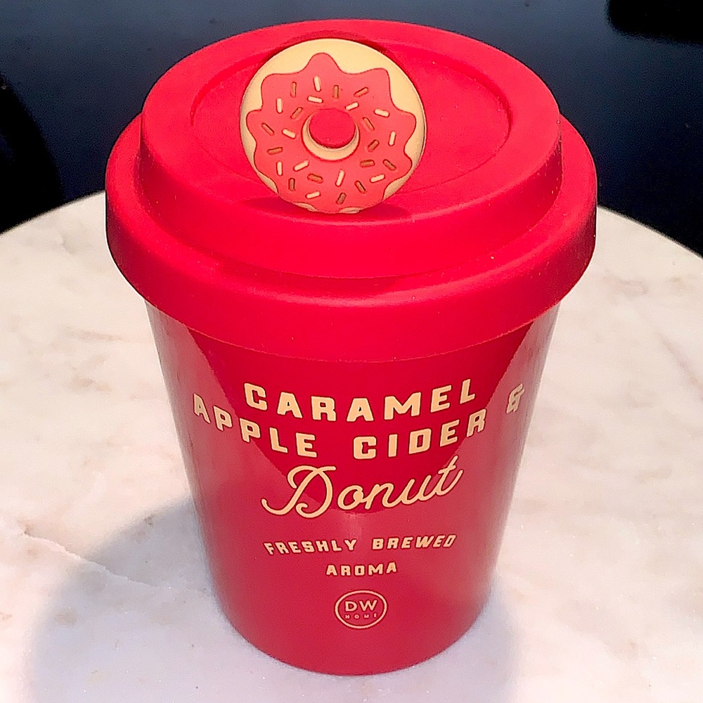 DW HOME CANDLE CARMEL APPLE CIDAR & DONUT RICHLY SCENTED NEW FRESHLY BREWED